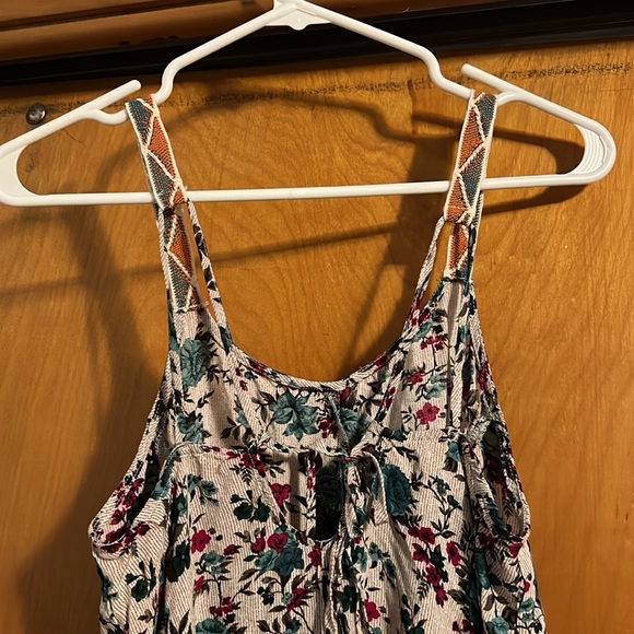 women’s tank top with fun back and floral designs - Picture 6 of 8